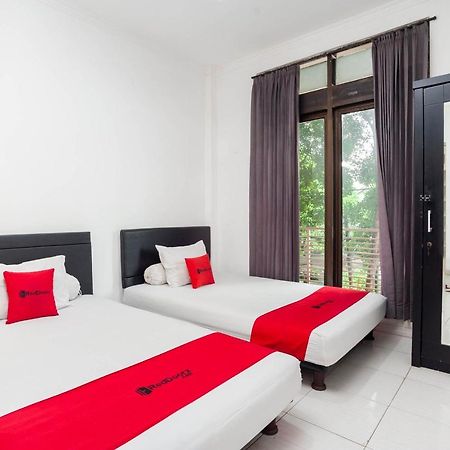 Reddoorz Syariah Near Grand Galaxy Park Ξενοδοχείο Ceger Εξωτερικό φωτογραφία
