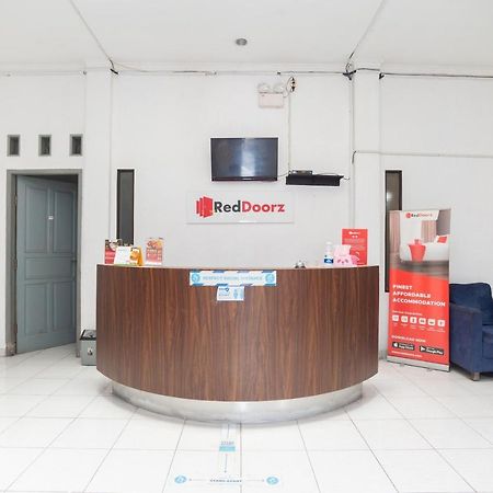 Reddoorz Syariah Near Grand Galaxy Park Ξενοδοχείο Ceger Εξωτερικό φωτογραφία
