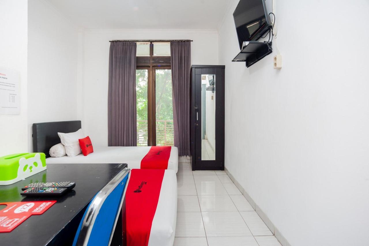 Reddoorz Syariah Near Grand Galaxy Park Ξενοδοχείο Ceger Εξωτερικό φωτογραφία