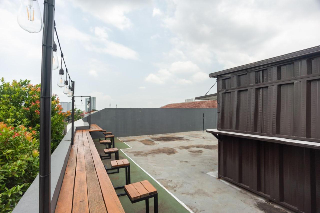 Reddoorz Syariah Near Grand Galaxy Park Ξενοδοχείο Ceger Εξωτερικό φωτογραφία